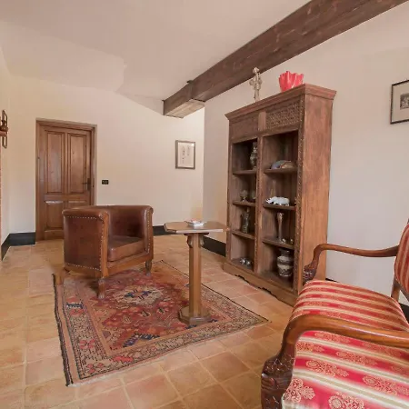 Holiday home Castello Della Mugazzena Cantiniere By Interhome Tresana